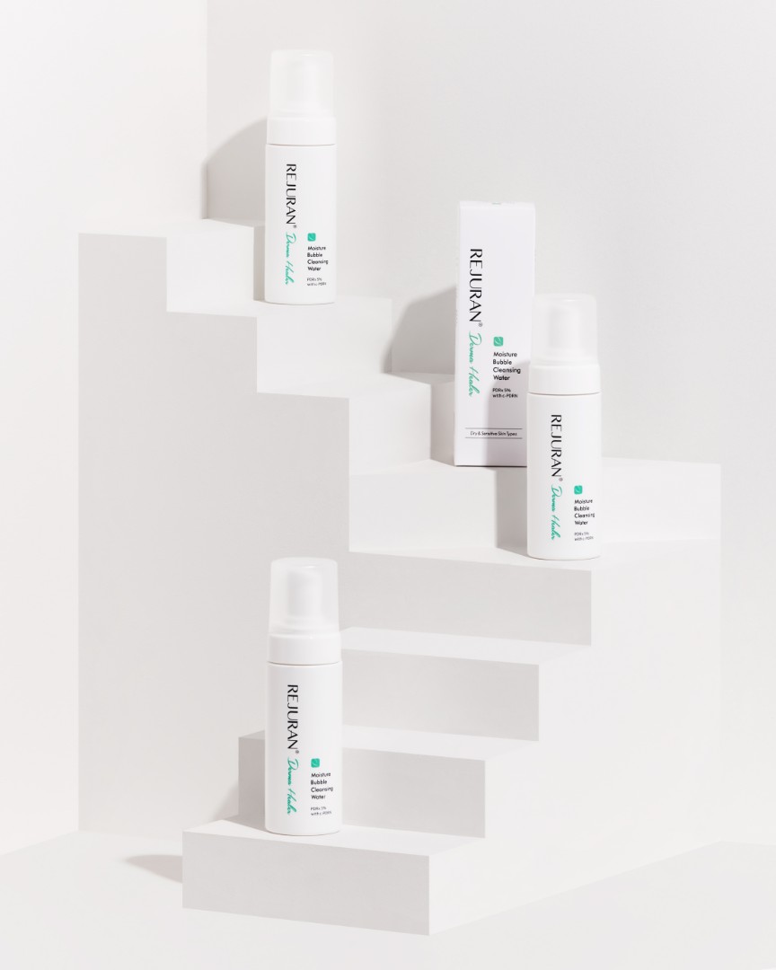REJURAN Moisture bubble cleansing water 3